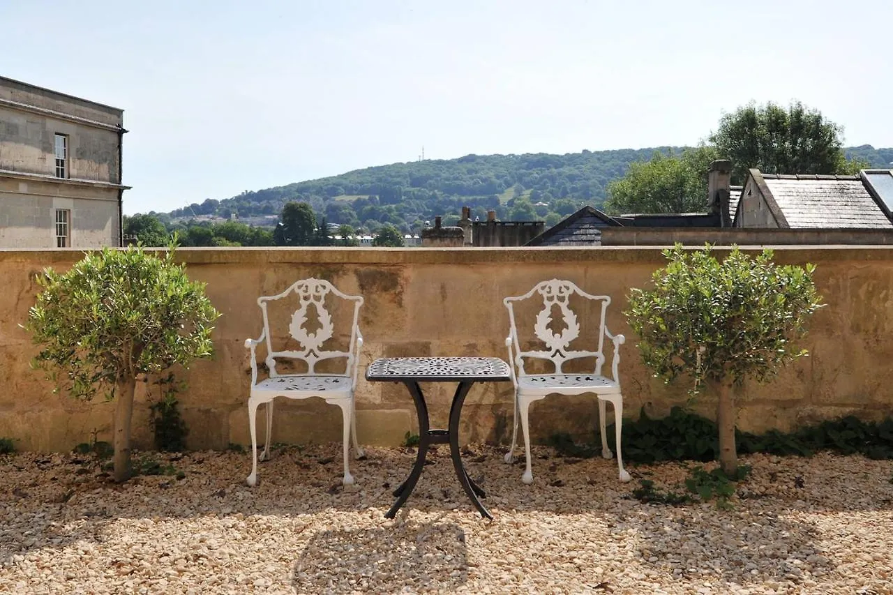 Central Luxury Bath Garden Apartment Free Parking United Kingdom