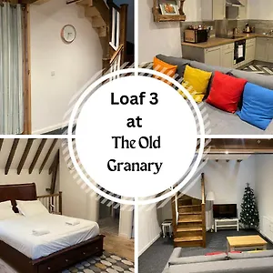 Loaf 3 At The Old Granary Converted Town Centre Barn , Beverley United Kingdom